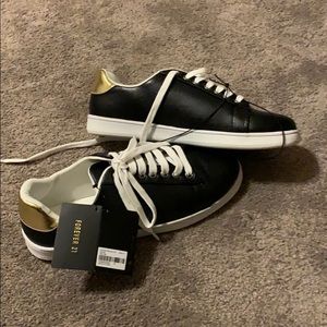 Women’s Forever 21 Tennis Shoes